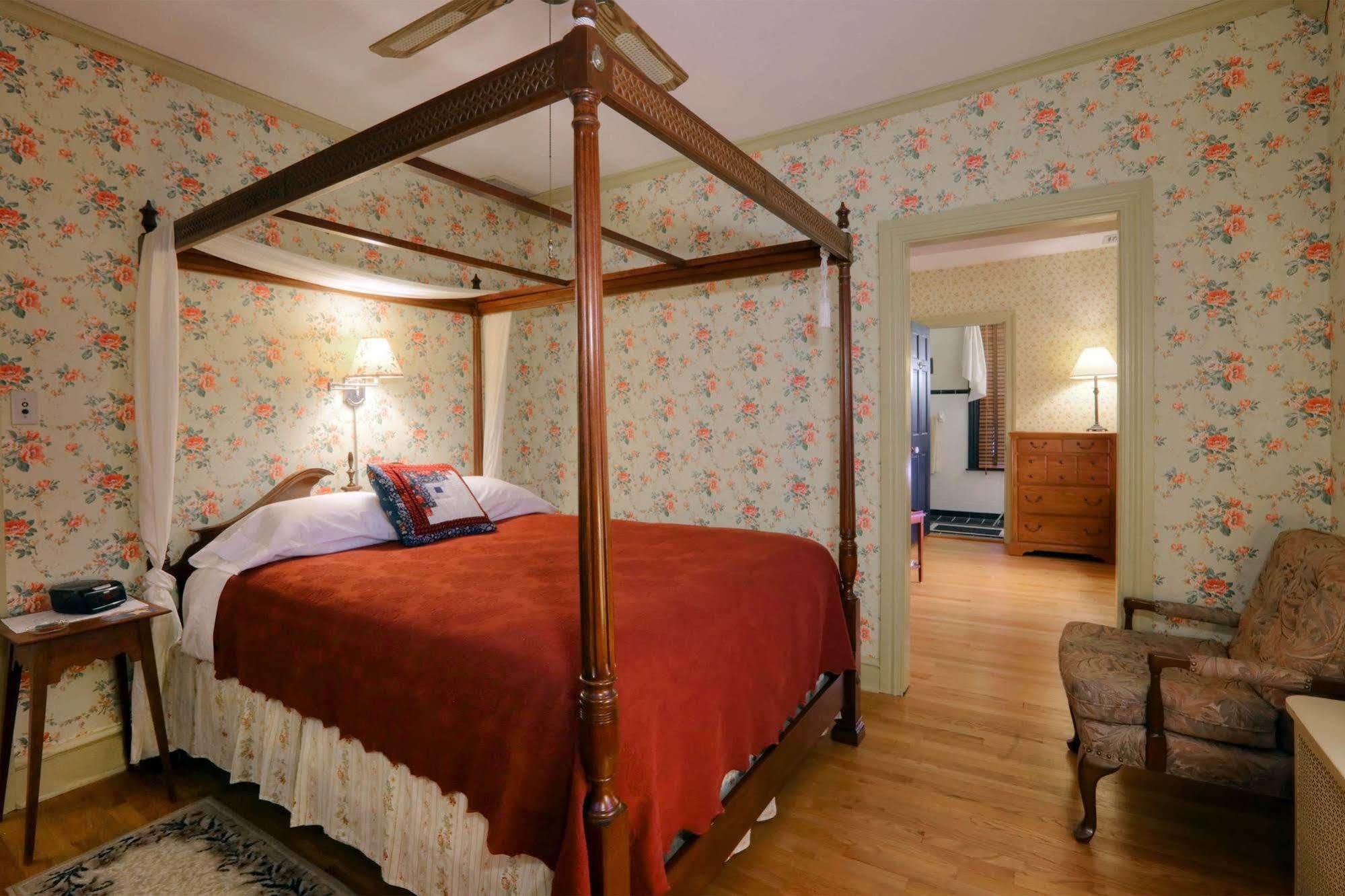 Apple Bin Inn Willow Street Bagian luar foto